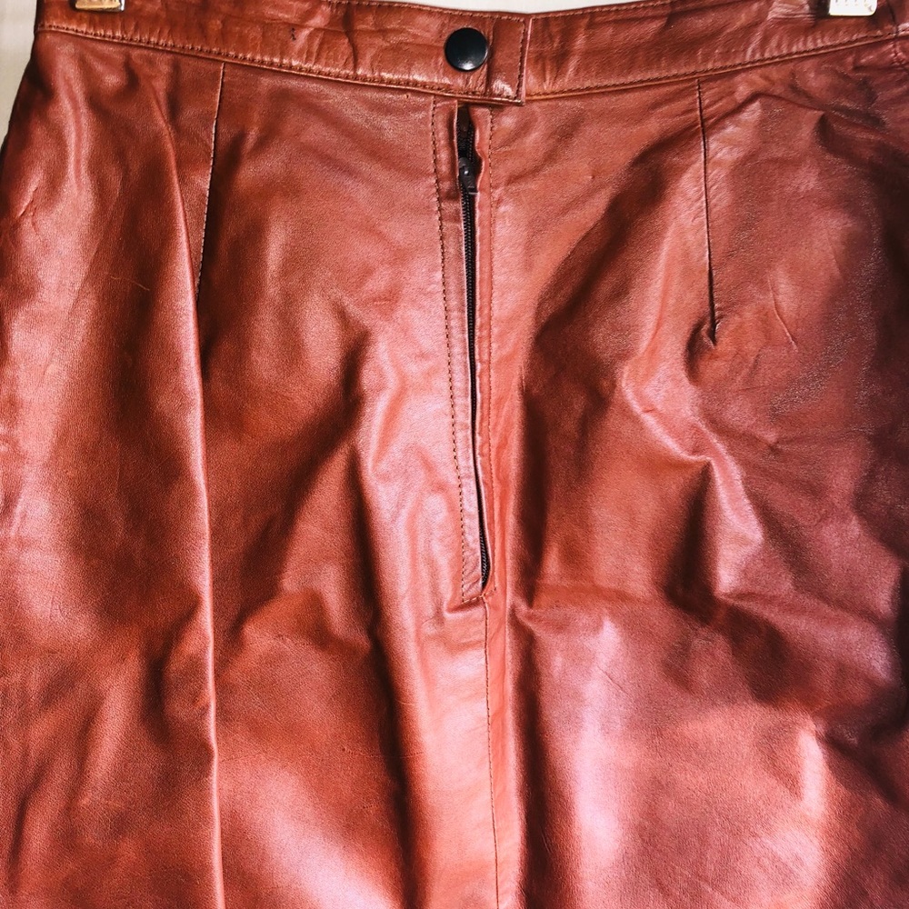High waisted vintage Leather Skirt - Picture 2 of 4